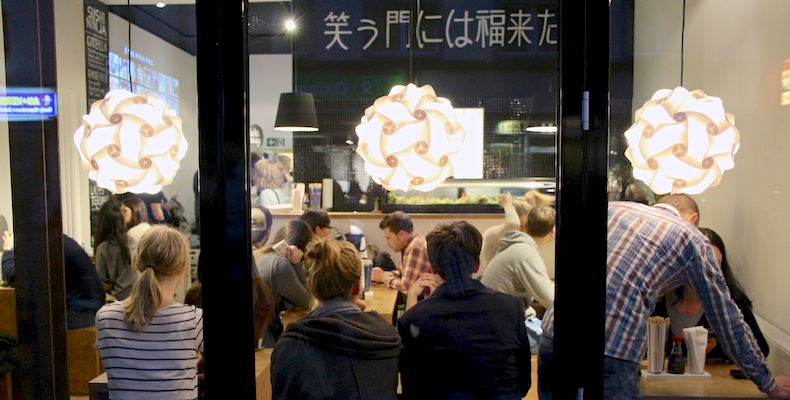 Pappla Papierlampen  in einem Kölner Sushi Restaurant